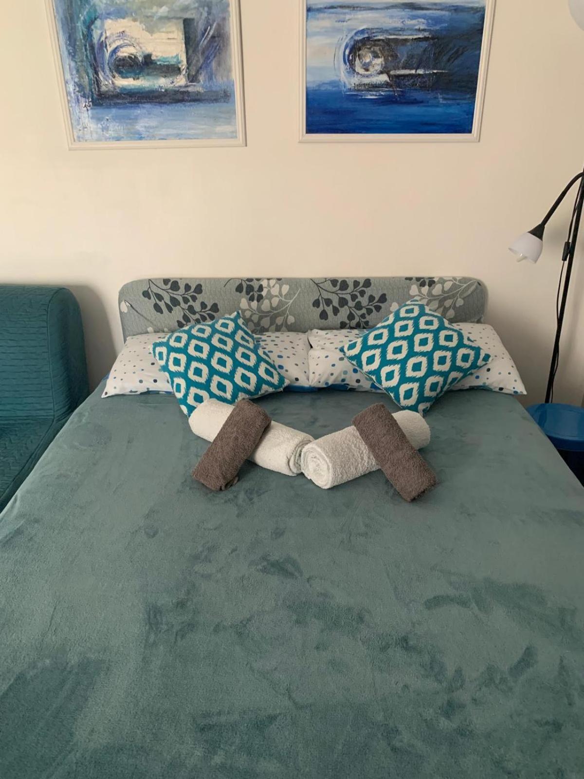 Welcome In The Cozy Blue Nest Pedestrian Мантон Екстер'єр фото