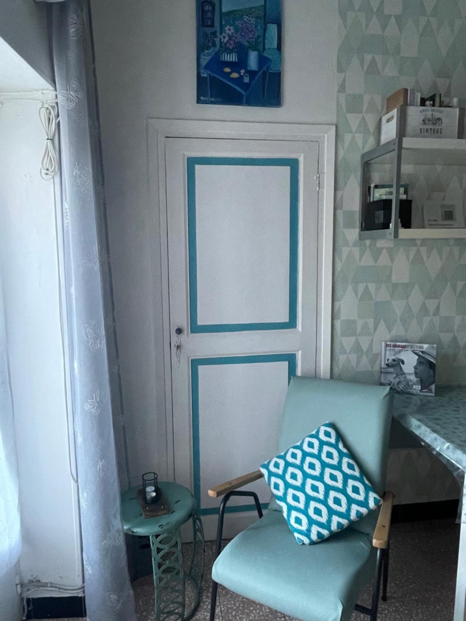 Welcome In The Cozy Blue Nest Pedestrian Мантон Екстер'єр фото